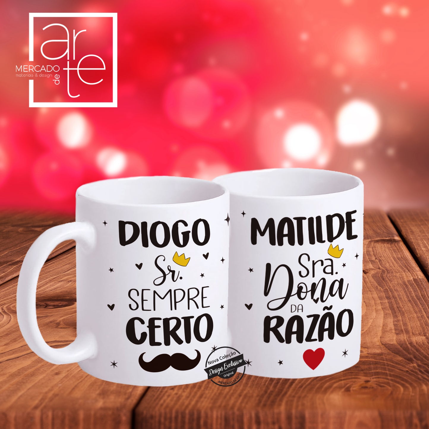Conjunto de Canecas "Sr. Sempre Certo" + "Sra. Dona da Razão" com texto e imagem personalizada por si. Capacidade 350 ml em cerâmica e caixa incluída. Vendido em conjunto ou separado.