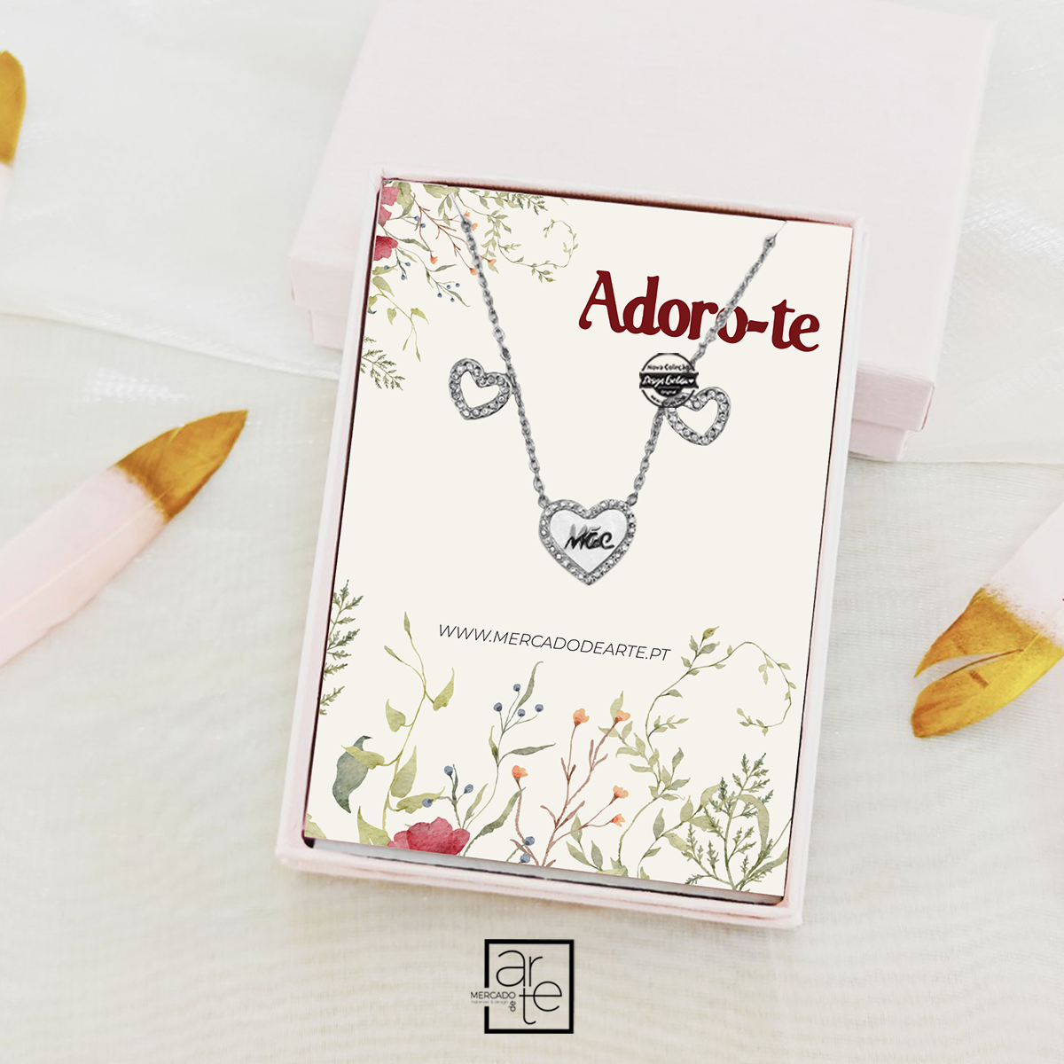 Conjunto com caixinha corações "Mãe"