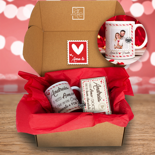 Kit postal caneca e chocolate "Namorados"