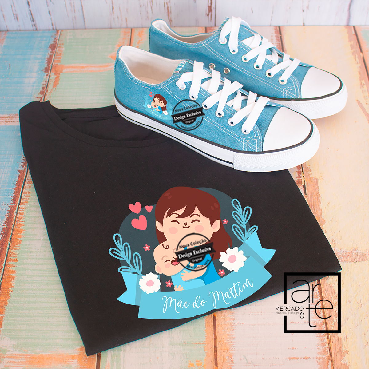 T-shirt 100% algodão e/ou ténis de tecido "Mãe do...".