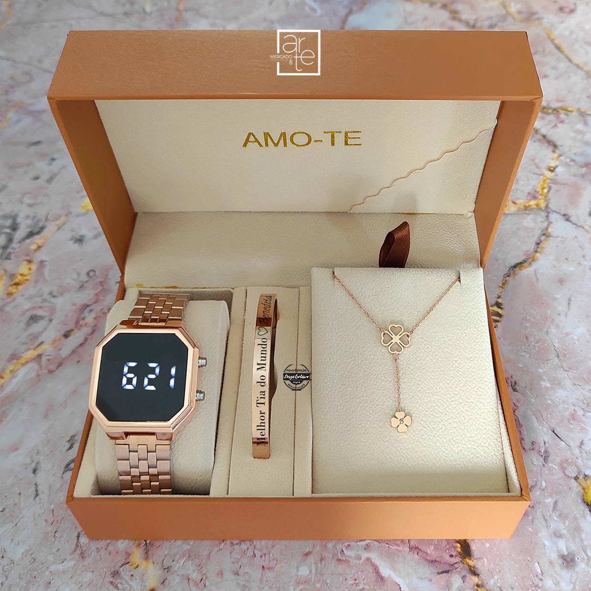 Conjunto relógio digital  "Trevo"