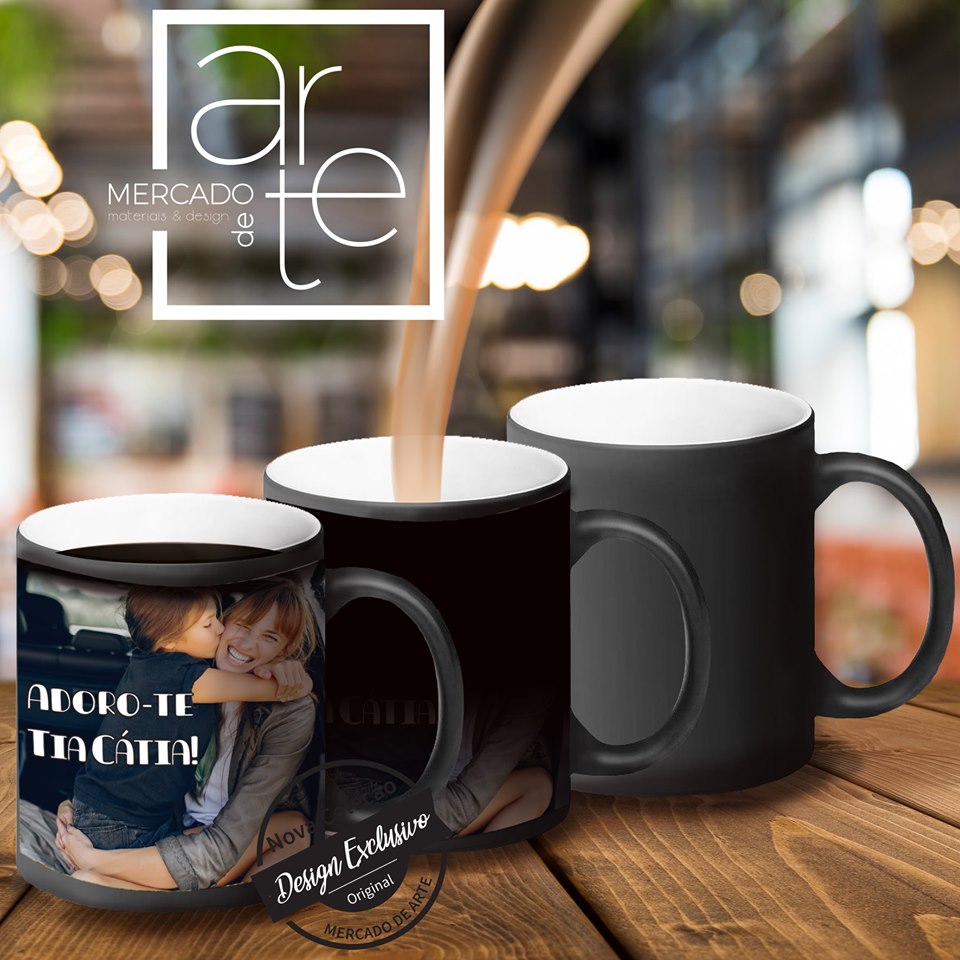 Caneca mágica " Adoro-te Tia Cátia "