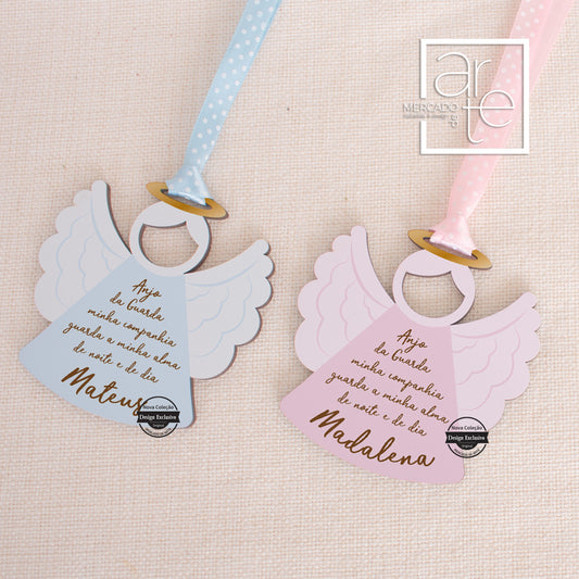 Pendente de Natal anjinho de madeira personalizado.