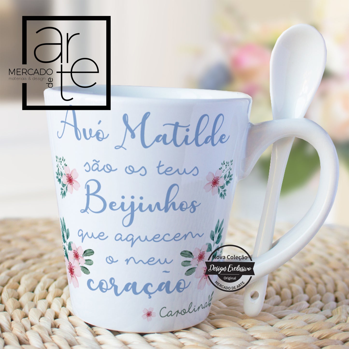 Caneca com colher " Avó ... são os teus beijinhos que aquecem o meu coração"