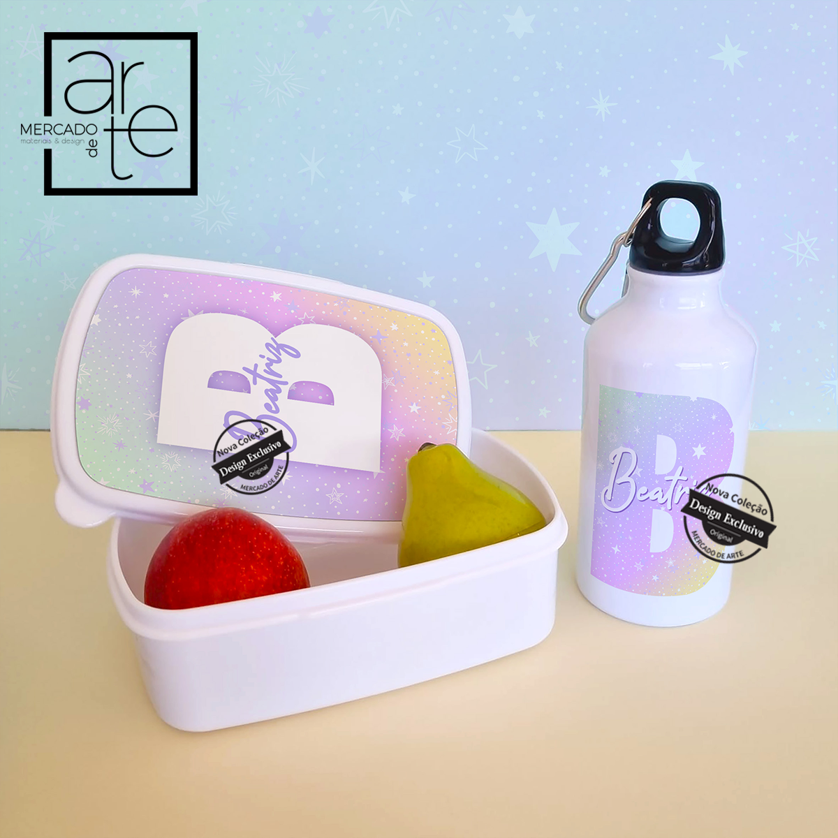 Marmita e garrafa personalizados com nome e inicial com padrão estrelado.