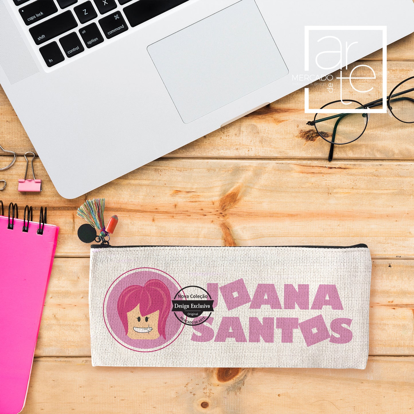 Estojo temático "Roblox"