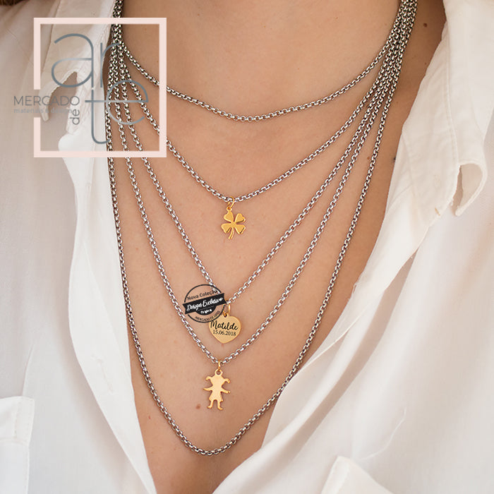 Fio quíntuplo em prateado com pendentes