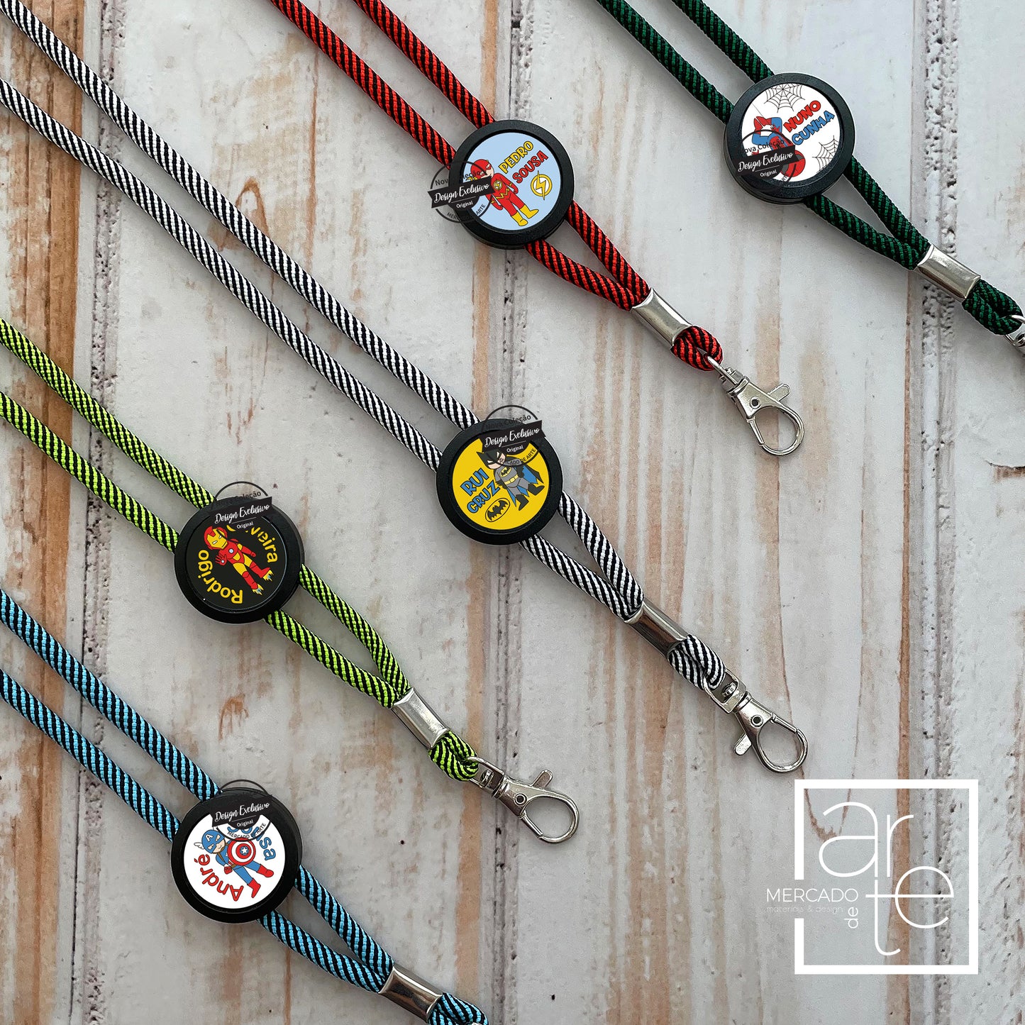 Fitas de pescoço heróis "nomes"