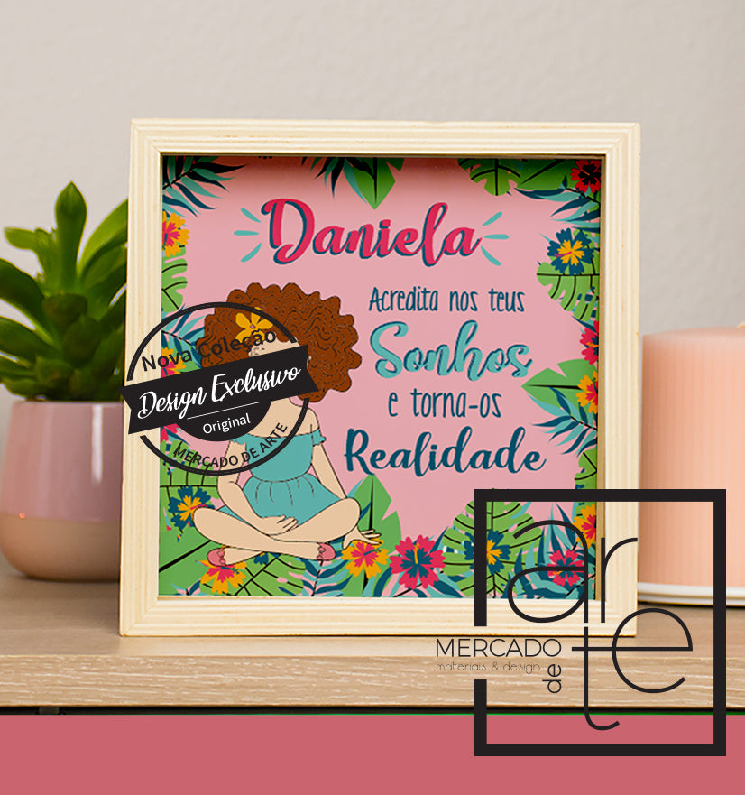 Mealheiro em madeira tipo moldura "Acredita nos teus sonhos...