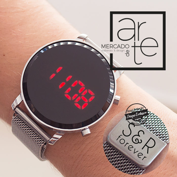 Relógio digital ajustável com iman