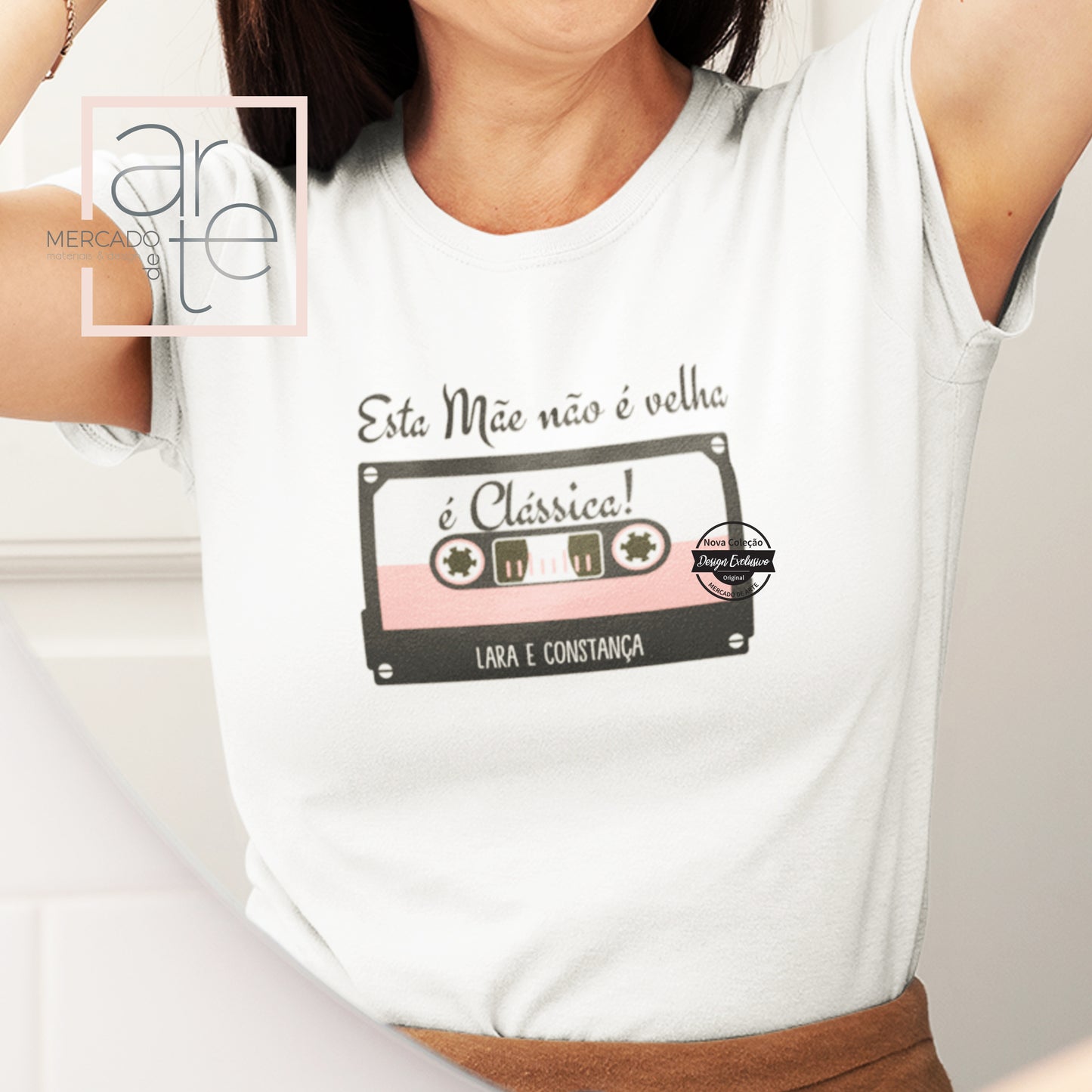T-shirt " Esta mãe não é velha é Clássica!"