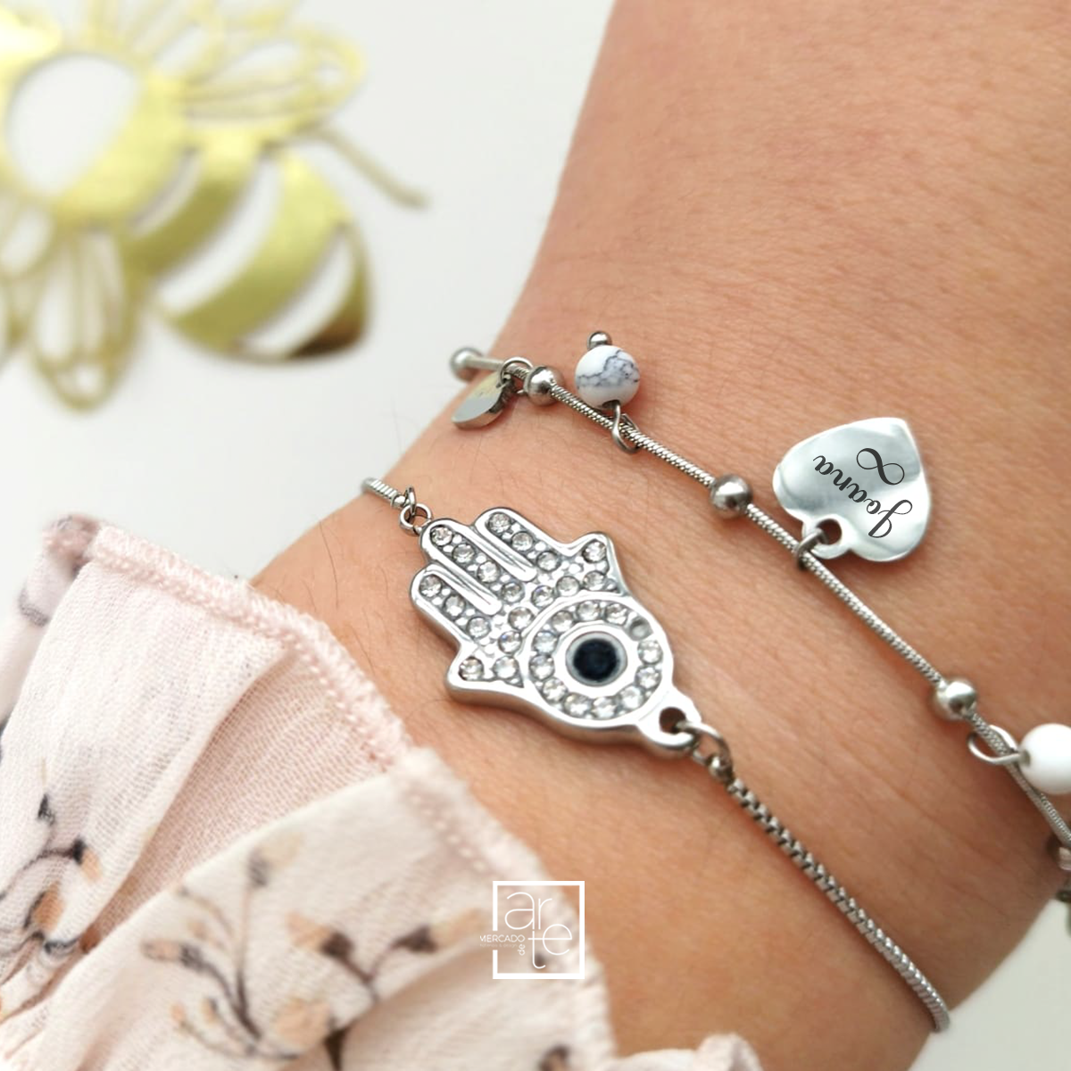Pulseira mão de fátima/ coração "Nome"