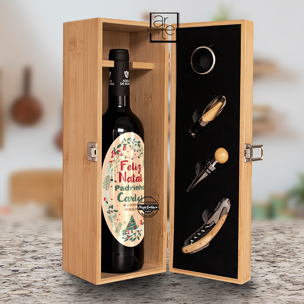 Kit caixa de vinho com acessórios "Feliz Natal Padrinho"