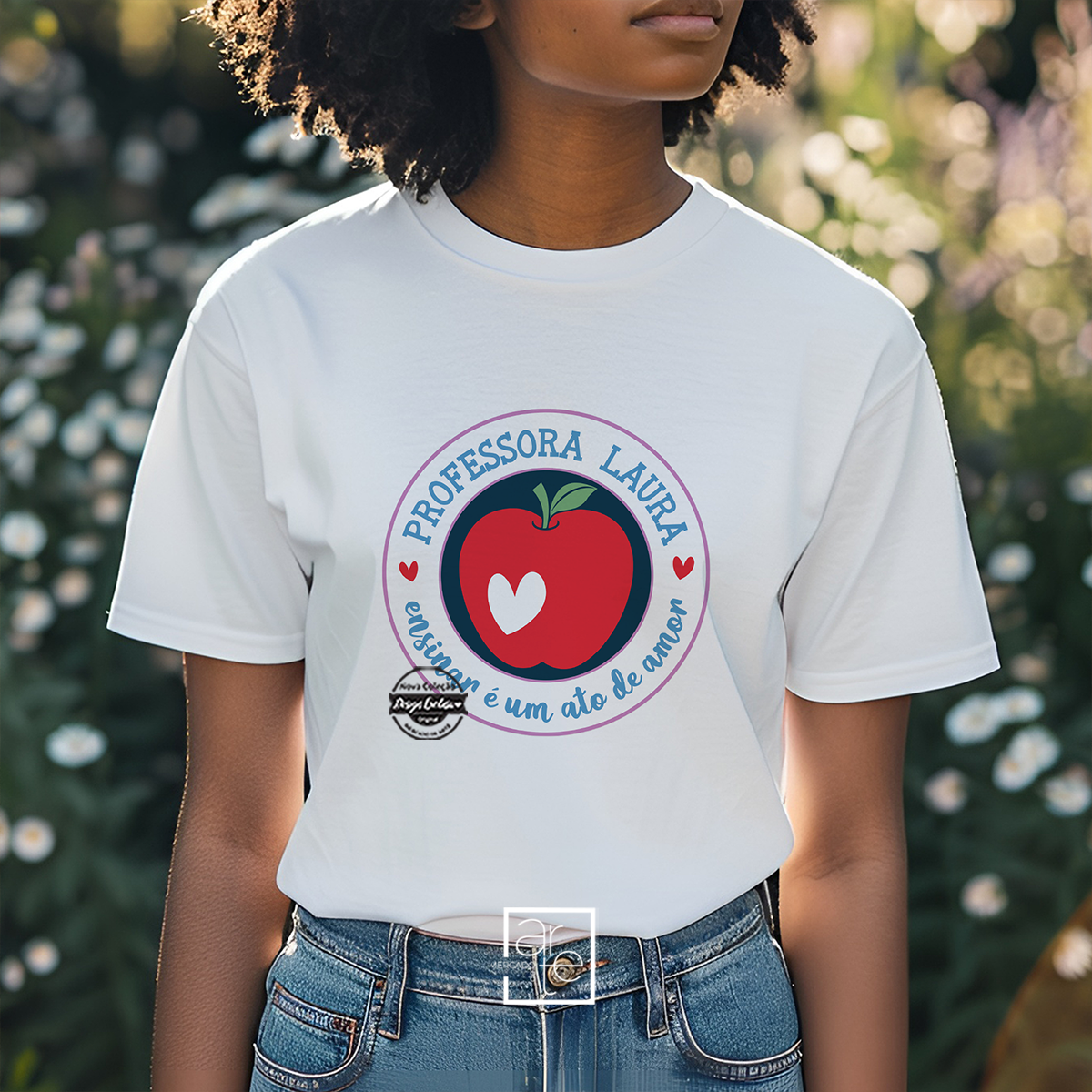 T-shirt maçã "Ensinar..."