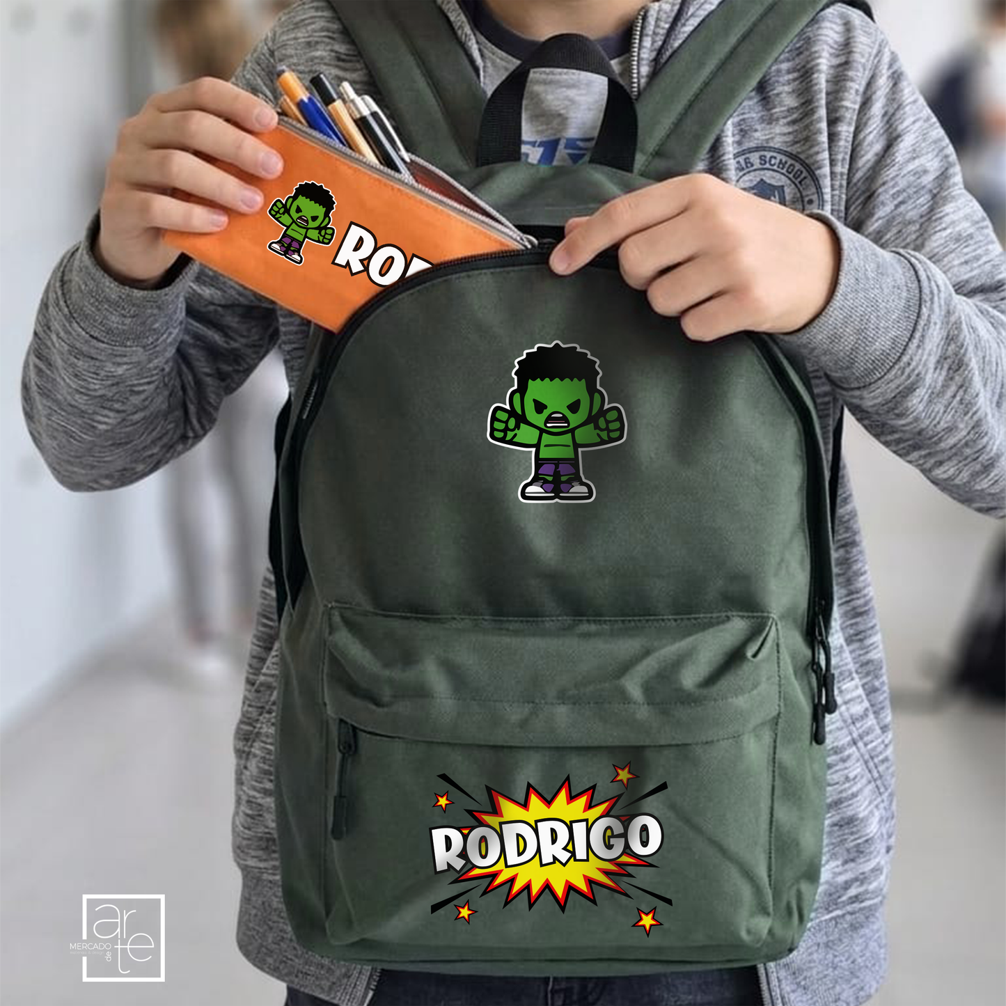 Conjunto Mochila+ Estojo "Heróis Chibi"