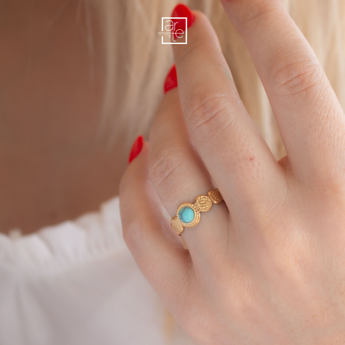 Anel ajustável "Howlita turquesa"