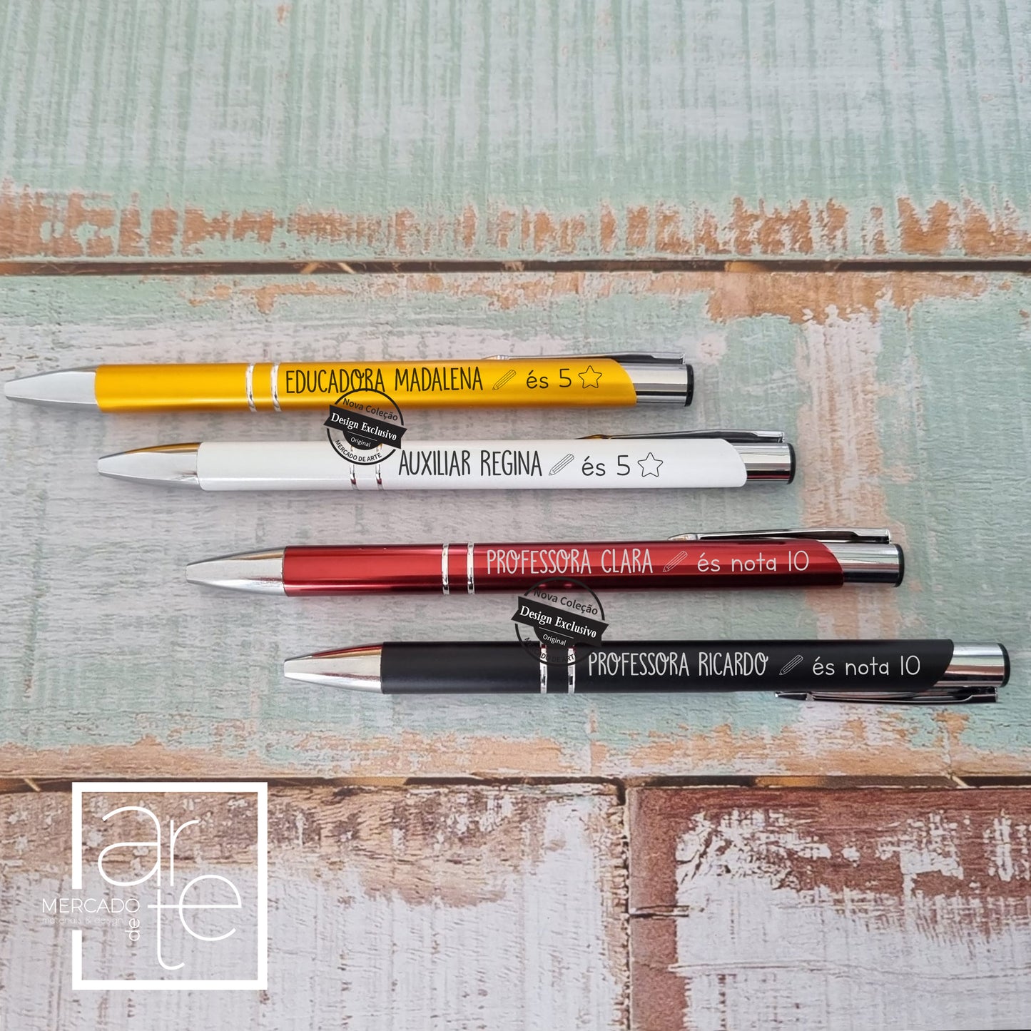 canetas de metal  alusivas a profissões escolares disponíveis em  cores 