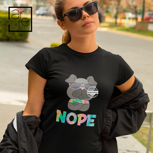 Novidade!   T-shirt 100% algodão cão "NOPE". Para quem é de poucas palavras esta t-shirt é presente ideal.   As nossas t-shirts são um presente super giro para aniversários. Personalize já a sua! Conheça a nossa coleção de t-shirts e personalize a sua para qualquer ocasião.  REF:TPS018  Material 100% de algodão